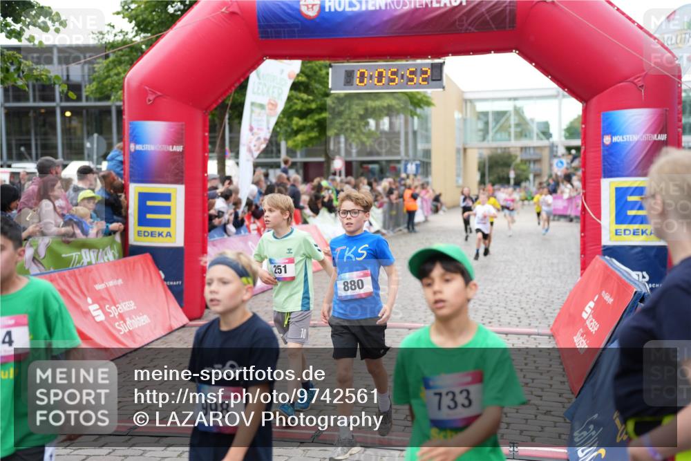 12.06.2026 - Holstenköstenlauf LAZAROV Photography http://msf.ph/oto/9742561 12.06.2026 16:35:55 Laufen 4, 10, 05, 52, 251, 880, 998, 733, 180, 219, 251, 500, 635, 876, 880, 886, 899, 1281, 1290, 1296 meine-sportfotos.de
