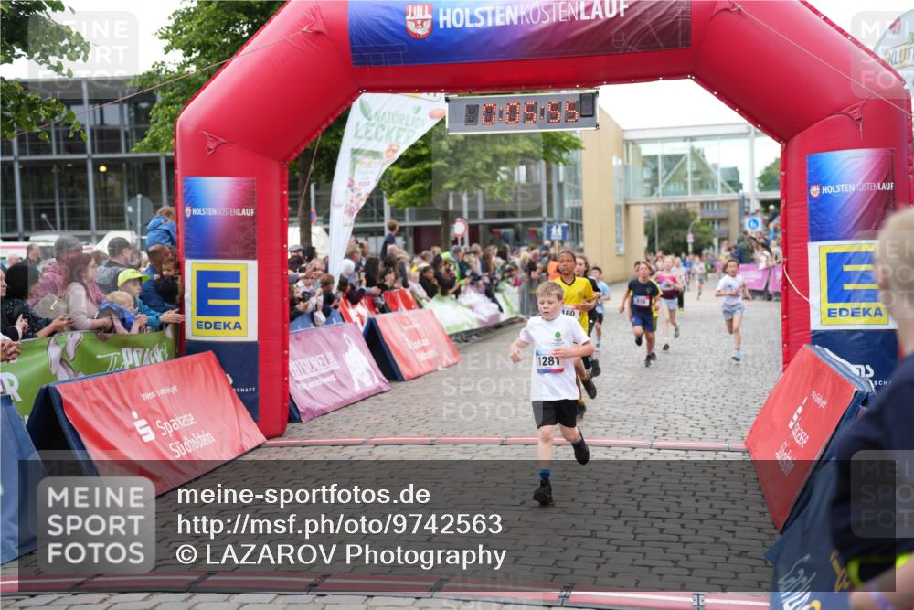 12.06.2026 - Holstenköstenlauf LAZAROV Photography http://msf.ph/oto/9742563 12.06.2026 16:35:57 Laufen 128, 180, 1106, 75, 180, 219, 500, 635, 876, 886, 899, 1179, 1281, 1290, 1296 meine-sportfotos.de