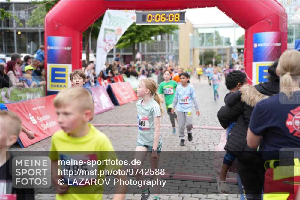 12.06.2026 - Holstenköstenlauf LAZAROV Photography http://msf.ph/oto/9742588 12.06.2026 16:36:11 Laufen 0, 06, 08, 898, 885, 729, 1087, 19, 173, 270, 370, 488, 622, 638, 729, 735, 884, 898, 979, 1087, 1430, 1432, 1448, 1496 meine-sportfotos.de