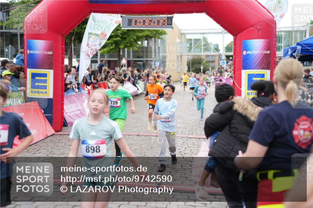 12.06.2026 - Holstenköstenlauf LAZAROV Photography http://msf.ph/oto/9742590 12.06.2026 16:36:11 Laufen 729, 898, 370, 19, 173, 270, 370, 488, 622, 638, 729, 735, 884, 898, 979, 1087, 1430, 1432, 1448, 1496 meine-sportfotos.de