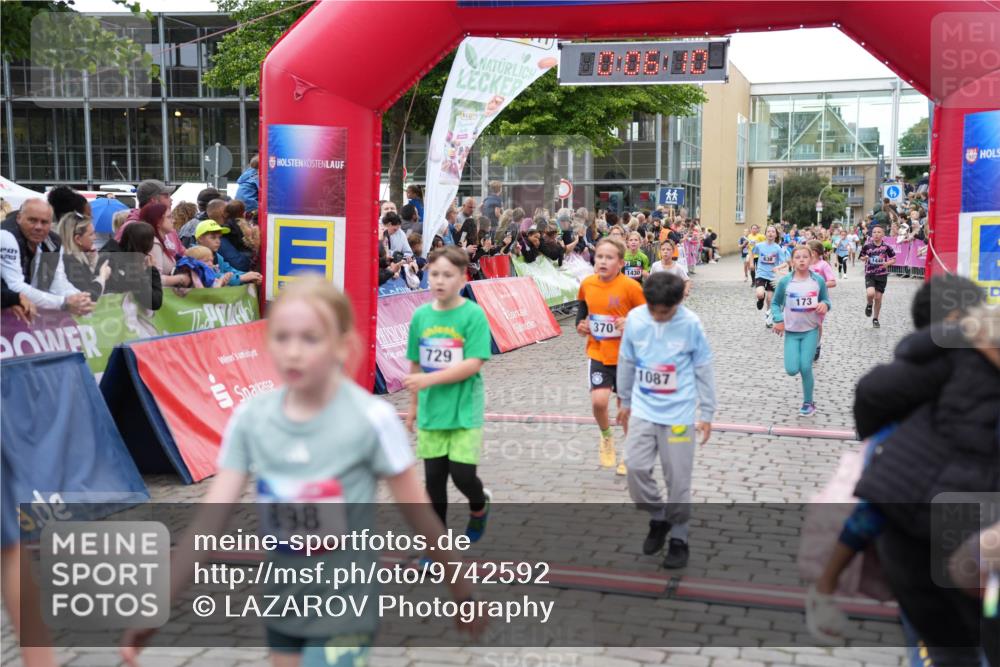 12.06.2026 - Holstenköstenlauf LAZAROV Photography http://msf.ph/oto/9742592 12.06.2026 16:36:12 Laufen 729, 370, 838, 21, 1430, 1087, 173, 1445, 19, 173, 216, 270, 271, 370, 488, 622, 629, 638, 729, 735, 979, 1087, 1430, 1432, 1448, 1496 meine-sportfotos.de