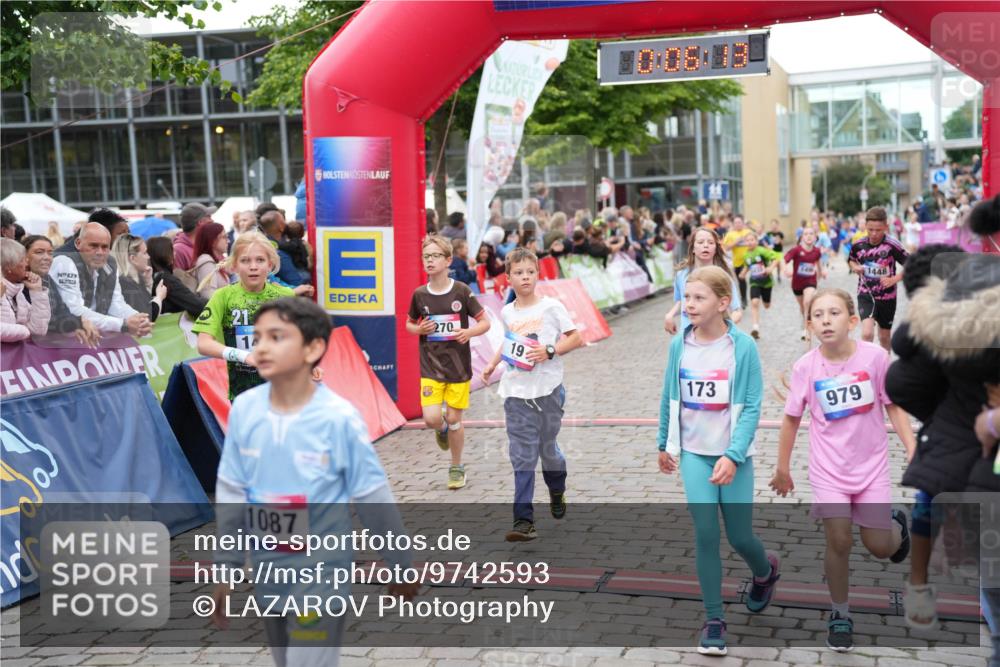 12.06.2026 - Holstenköstenlauf LAZAROV Photography http://msf.ph/oto/9742593 12.06.2026 16:36:15 Laufen 21, 1087, 270, 19, 173, 979, 1448, 19, 109, 173, 216, 270, 271, 272, 487, 488, 622, 629, 638, 979, 1282, 1289, 1430, 1432, 1448, 1472, 1496 meine-sportfotos.de