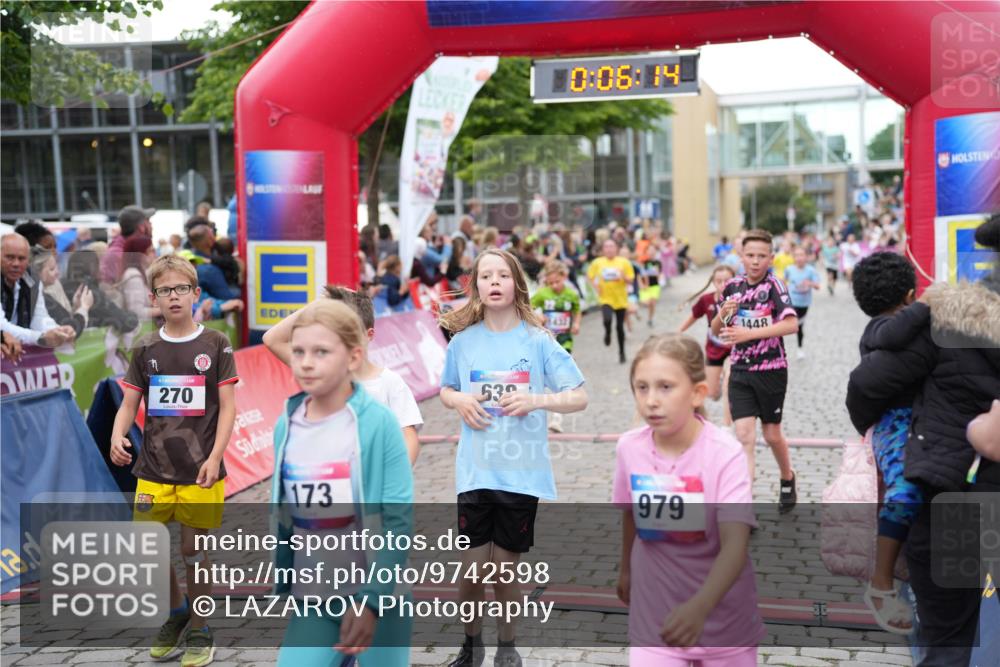 12.06.2026 - Holstenköstenlauf LAZAROV Photography http://msf.ph/oto/9742598 12.06.2026 16:36:17 Laufen 270, 173, 0, 06, 14, 530, 1448, 979, 15, 19, 109, 216, 270, 271, 272, 277, 487, 488, 622, 629, 638, 722, 872, 981, 1165, 1282, 1289, 1430, 1432, 1448, 1472, 1496 meine-sportfotos.de