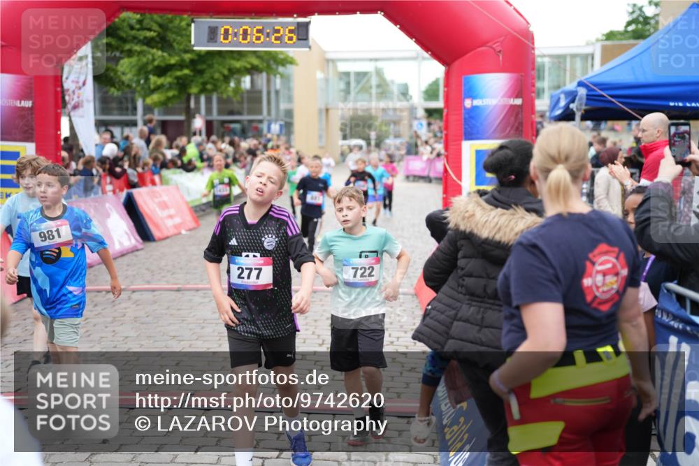 12.06.2026 - Holstenköstenlauf LAZAROV Photography http://msf.ph/oto/9742620 12.06.2026 16:36:28 Laufen 981, 10, 06, 26, 277, 722, 181, 223, 639, 724, 881, 974, 980, 1040, 1168, 1297, 1305, 1433 meine-sportfotos.de