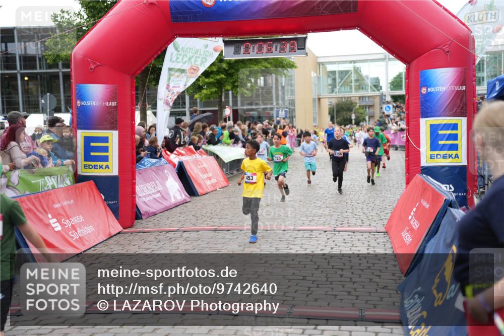 12.06.2026 - Holstenköstenlauf LAZAROV Photography http://msf.ph/oto/9742640 12.06.2026 16:36:41 Laufen 8919, 29, 453, 725, 1156, 75, 250, 263, 269, 453, 493, 645, 725, 728, 730, 878, 1094, 1156, 1172, 1304 meine-sportfotos.de