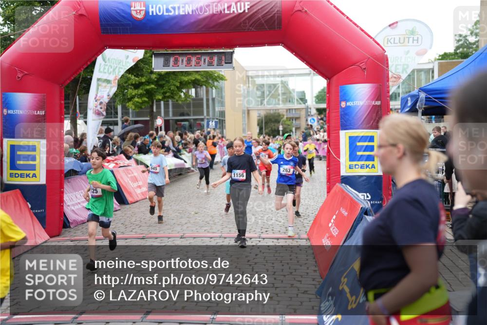12.06.2026 - Holstenköstenlauf LAZAROV Photography http://msf.ph/oto/9742643 12.06.2026 16:36:43 Laufen 125, 645, 1156, 263, 250, 263, 269, 453, 491, 493, 623, 645, 725, 730, 878, 1094, 1156, 1172, 1294, 1304 meine-sportfotos.de
