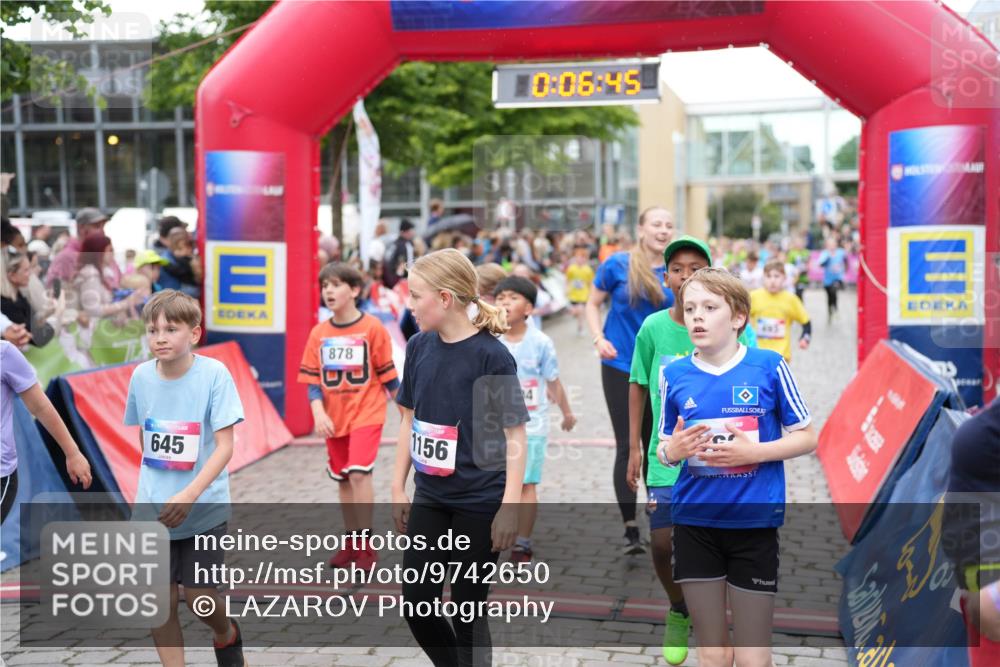 12.06.2026 - Holstenköstenlauf LAZAROV Photography http://msf.ph/oto/9742650 12.06.2026 16:36:47 Laufen 645, 878, 1156, 0, 06, 45, 4, 72, 96, 121, 182, 221, 250, 269, 280, 491, 493, 621, 623, 726, 730, 878, 1094, 1172, 1180, 1182, 1280, 1294, 1304, 1431, 1434 meine-sportfotos.de