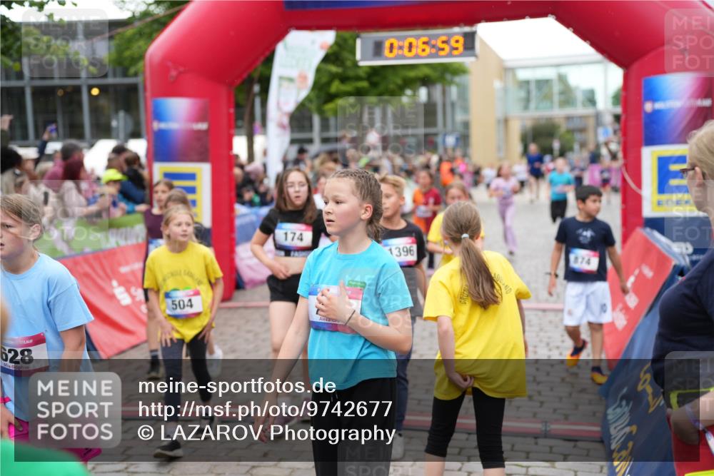 12.06.2026 - Holstenköstenlauf LAZAROV Photography http://msf.ph/oto/9742677 12.06.2026 16:37:01 Laufen 628, 174, 504, 0, 06, 59, 1396, 874, 174, 255, 274, 276, 281, 377, 499, 501, 504, 882, 1037, 1038, 1284, 1292, 1295, 1396 meine-sportfotos.de