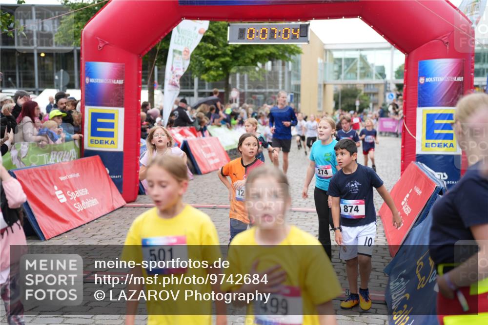 12.06.2026 - Holstenköstenlauf LAZAROV Photography http://msf.ph/oto/9742684 12.06.2026 16:37:07 Laufen 10, 07, 04, 711, 12, 501, 499, 274, 874, 10, 75, 175, 176, 274, 632, 882, 1093, 1160, 1169, 1295, 1559 meine-sportfotos.de
