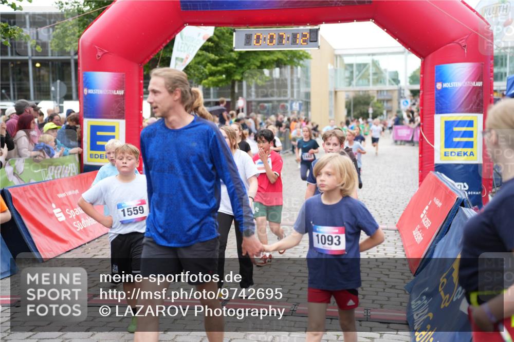 12.06.2026 - Holstenköstenlauf LAZAROV Photography http://msf.ph/oto/9742695 12.06.2026 16:37:14 Laufen 1559, 12, 1442, 1093, 90, 175, 176, 624, 632, 637, 727, 1000, 1167, 1442 meine-sportfotos.de