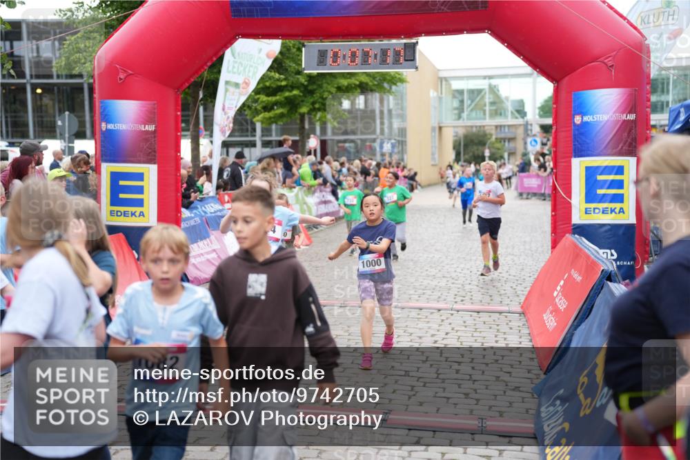 12.06.2026 - Holstenköstenlauf LAZAROV Photography http://msf.ph/oto/9742705 12.06.2026 16:37:19 Laufen 0, 082, 1000, 90, 225, 624, 637, 727, 732, 895, 1000, 1167 meine-sportfotos.de