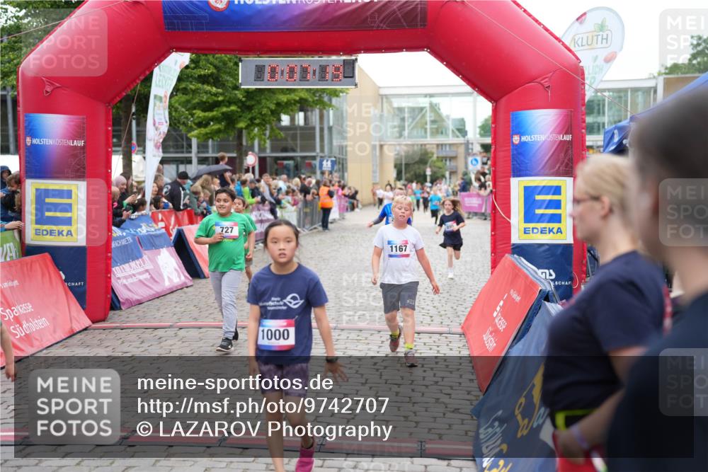 12.06.2026 - Holstenköstenlauf LAZAROV Photography http://msf.ph/oto/9742707 12.06.2026 16:37:21 Laufen 727, 1000, 1167, 75, 225, 624, 637, 727, 732, 895, 1000, 1085, 1167 meine-sportfotos.de