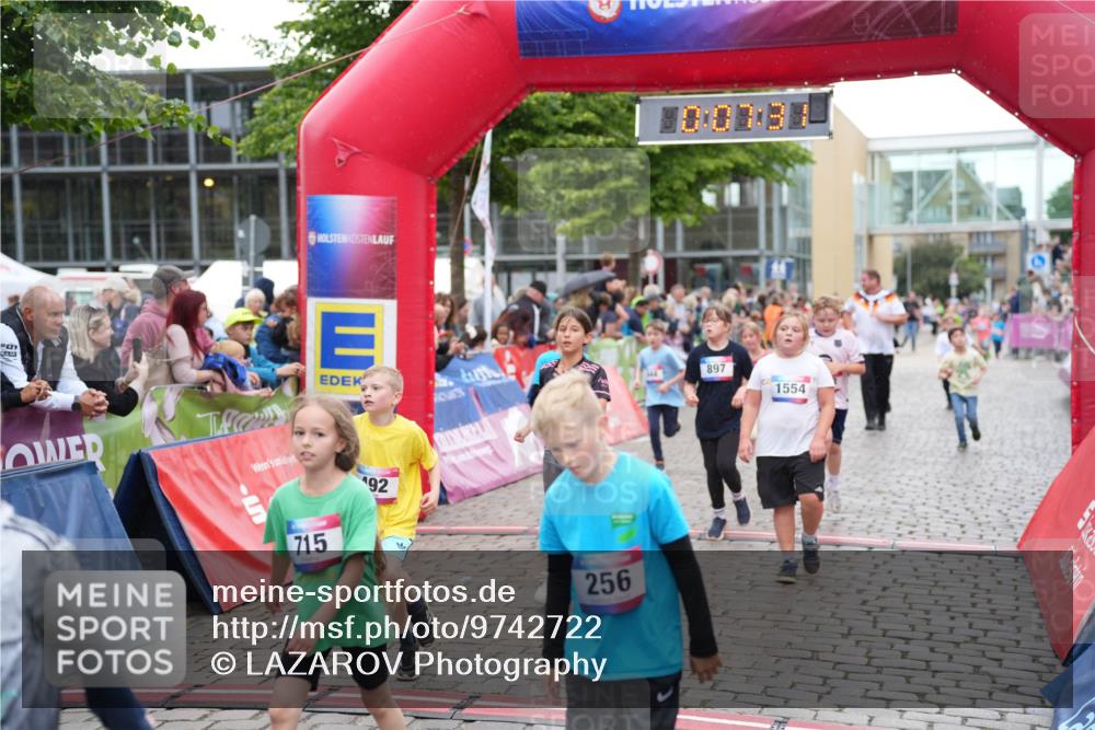 12.06.2026 - Holstenköstenlauf LAZAROV Photography http://msf.ph/oto/9742722 12.06.2026 16:37:33 Laufen 715, 192, 256, 10, 07, 3, 897, 1554, 257, 261, 268, 492, 644, 715, 871, 897, 1181, 1428, 1554 meine-sportfotos.de