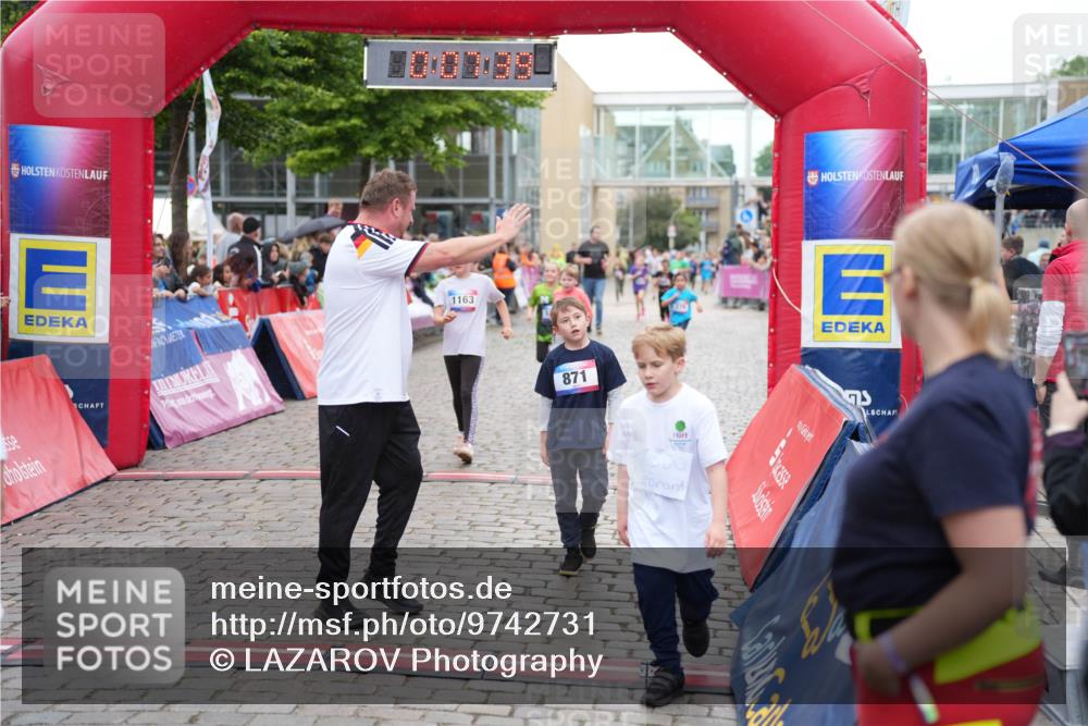 12.06.2026 - Holstenköstenlauf LAZAROV Photography http://msf.ph/oto/9742731 12.06.2026 16:37:41 Laufen 1163, 871, 75, 218, 279, 871, 900, 1163, 1513, 1515, 1532 meine-sportfotos.de