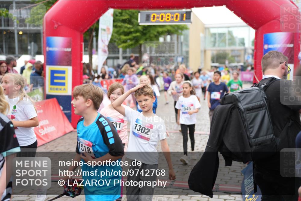 12.06.2026 - Holstenköstenlauf LAZAROV Photography http://msf.ph/oto/9742768 12.06.2026 16:38:03 Laufen 1518, 10, 08, 0, 31, 1302, 945, 49, 95, 122, 172, 249, 283, 489, 494, 503, 617, 634, 713, 1288, 1293, 1299, 1308, 1553 meine-sportfotos.de
