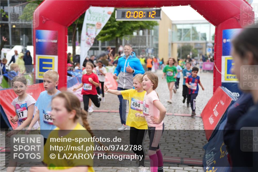 12.06.2026 - Holstenköstenlauf LAZAROV Photography http://msf.ph/oto/9742788 12.06.2026 16:38:14 Laufen 617, 634, 0, 08, 12, 1400, 494, 31, 275, 631, 721, 889, 965, 1076, 1088, 1097, 1307, 1400 meine-sportfotos.de