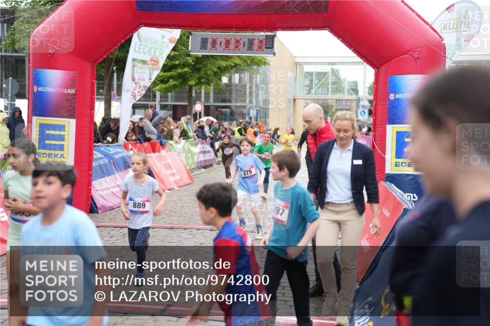 12.06.2026 - Holstenköstenlauf LAZAROV Photography http://msf.ph/oto/9742800 12.06.2026 16:38:20 Laufen 889, 631, 275, 197, 178, 275, 506, 716, 889, 973, 977, 1461 meine-sportfotos.de