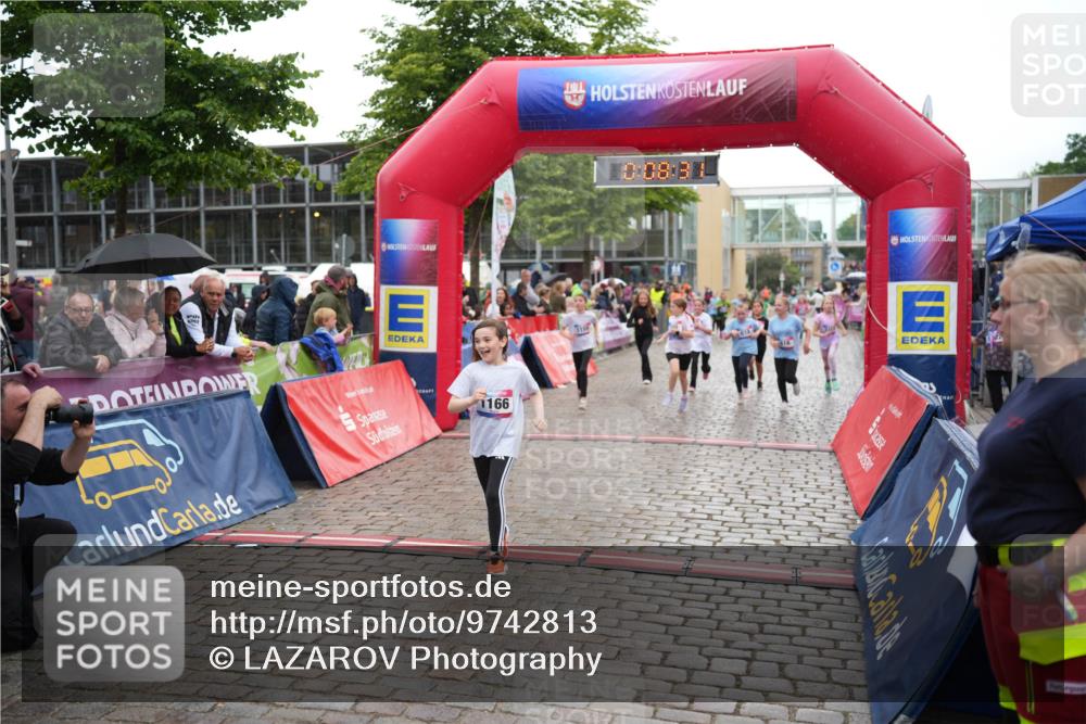 12.06.2026 - Holstenköstenlauf LAZAROV Photography http://msf.ph/oto/9742813 12.06.2026 16:38:34 Laufen 166, 0, 08, 3, 265, 267, 616, 618, 626, 627, 894, 1158, 1159, 1166, 1287, 1456, 1562 meine-sportfotos.de