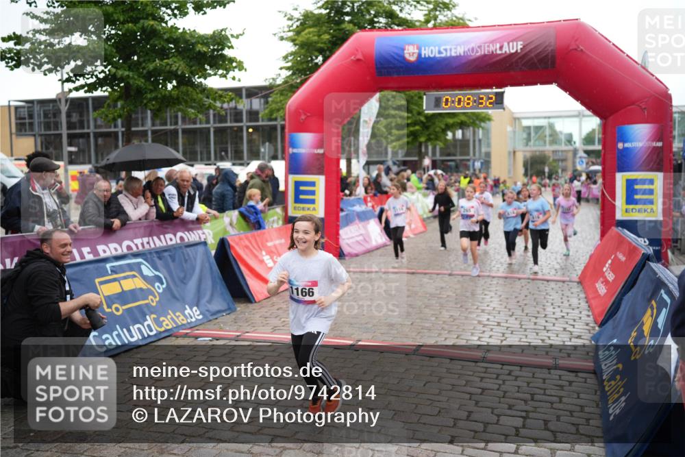 12.06.2026 - Holstenköstenlauf LAZAROV Photography http://msf.ph/oto/9742814 12.06.2026 16:38:34 Laufen 1166, 0, 08, 32, 265, 267, 616, 618, 626, 627, 894, 1158, 1159, 1166, 1287, 1456, 1562 meine-sportfotos.de
