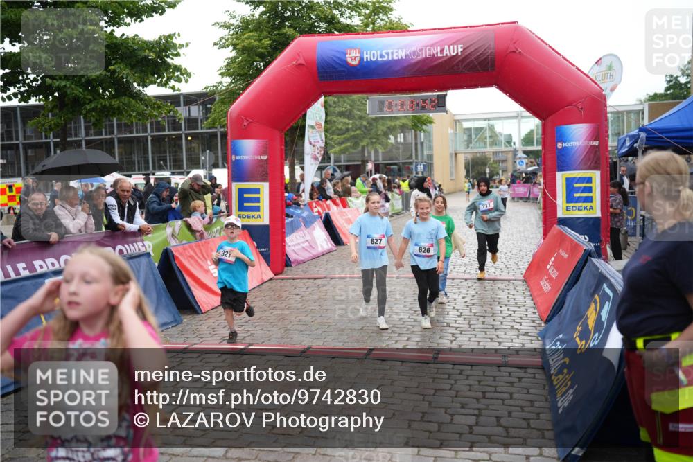 12.06.2026 - Holstenköstenlauf LAZAROV Photography http://msf.ph/oto/9742830 12.06.2026 16:38:44 Laufen 1562, 32, 627, 626, 717, 626, 627, 709, 717, 1174 meine-sportfotos.de