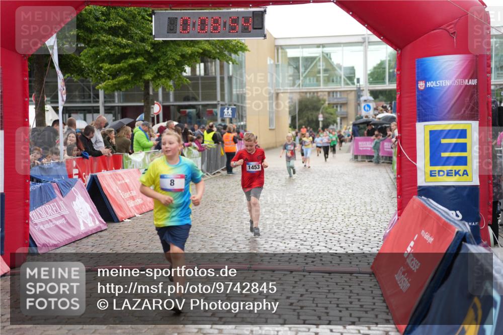 12.06.2026 - Holstenköstenlauf LAZAROV Photography http://msf.ph/oto/9742845 12.06.2026 16:38:56 Laufen 8, 1453, 8, 1161, 1453 meine-sportfotos.de