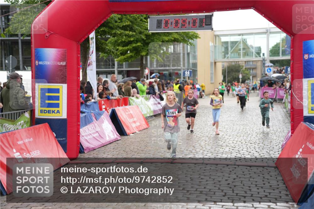 12.06.2026 - Holstenköstenlauf LAZAROV Photography http://msf.ph/oto/9742852 12.06.2026 16:39:03 Laufen 1161, 1089, 1036, 982, 1036, 1089, 1161 meine-sportfotos.de