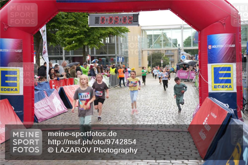 12.06.2026 - Holstenköstenlauf LAZAROV Photography http://msf.ph/oto/9742854 12.06.2026 16:39:04 Laufen 1161, 1036, 1989, 982, 1036, 1089, 1161 meine-sportfotos.de