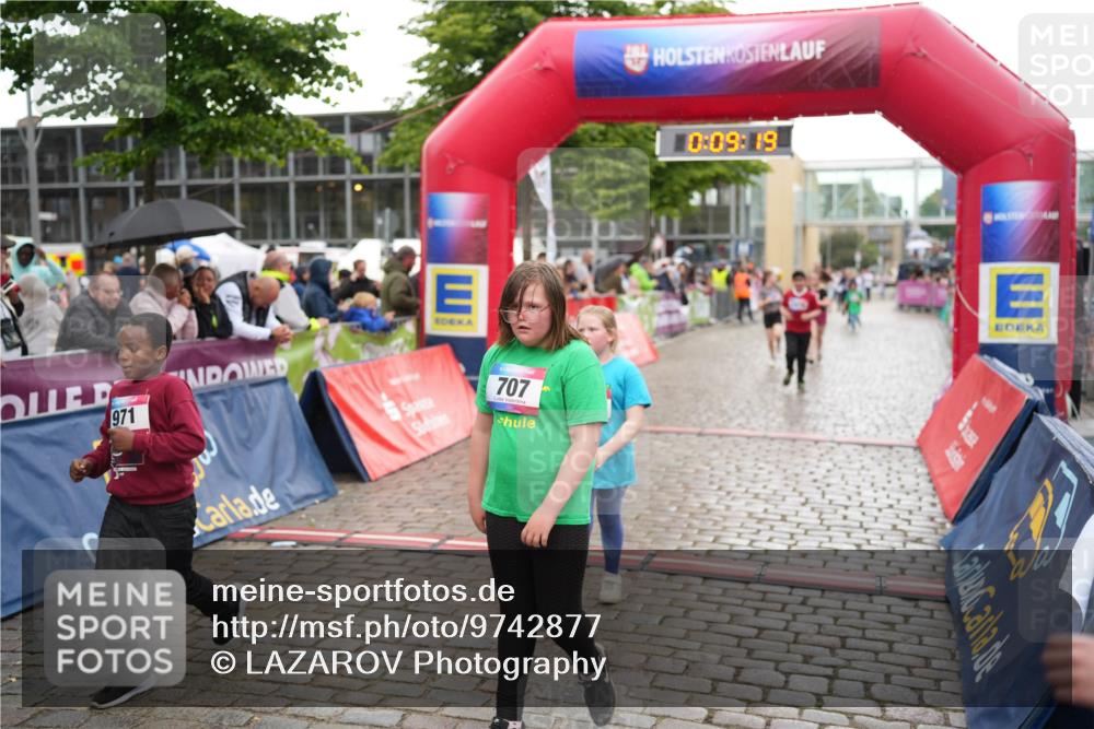 12.06.2026 - Holstenköstenlauf LAZAROV Photography http://msf.ph/oto/9742877 12.06.2026 16:39:21 Laufen 971, 707, 0, 09, 19, 264, 714, 719, 971, 1079, 1470, 1471 meine-sportfotos.de