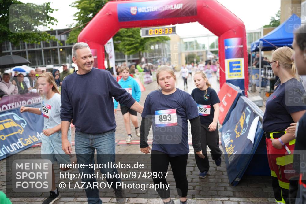12.06.2026 - Holstenköstenlauf LAZAROV Photography http://msf.ph/oto/9742907 12.06.2026 16:39:35 Laufen 1095, 10, 09, 33, 893, 892, 253, 278, 619, 1078, 1090, 1095, 1286, 1306 meine-sportfotos.de