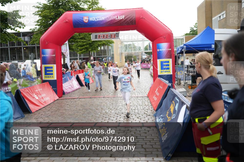 12.06.2026 - Holstenköstenlauf LAZAROV Photography http://msf.ph/oto/9742910 12.06.2026 16:39:38 Laufen 311, 619, 278, 619, 633, 647, 1090, 1286, 1306 meine-sportfotos.de