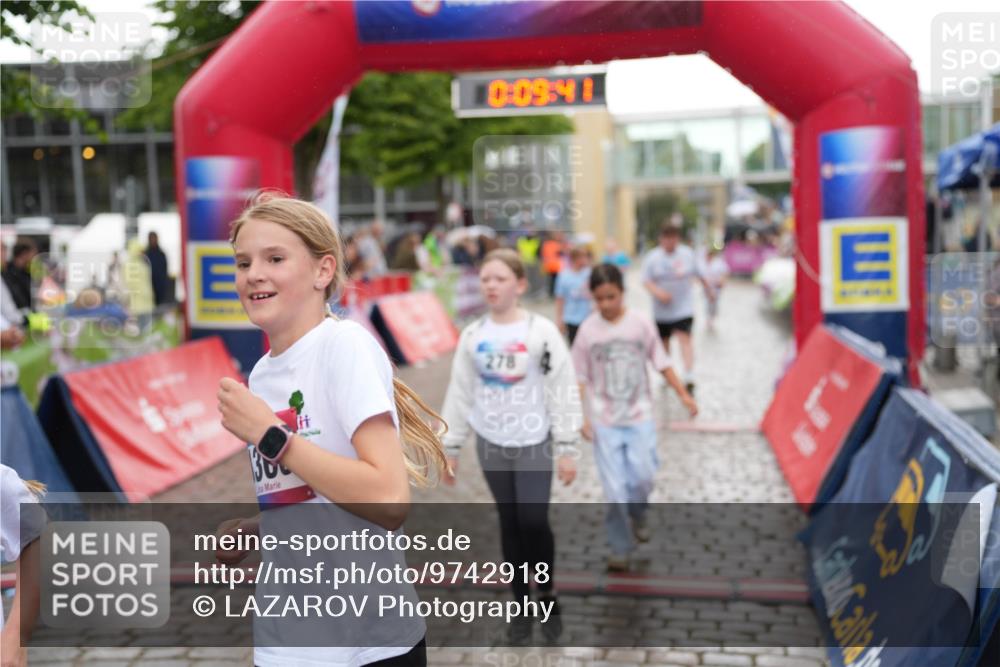 12.06.2026 - Holstenköstenlauf LAZAROV Photography http://msf.ph/oto/9742918 12.06.2026 16:39:43 Laufen 278, 282, 633, 647, 1090, 1178, 1286, 1306 meine-sportfotos.de