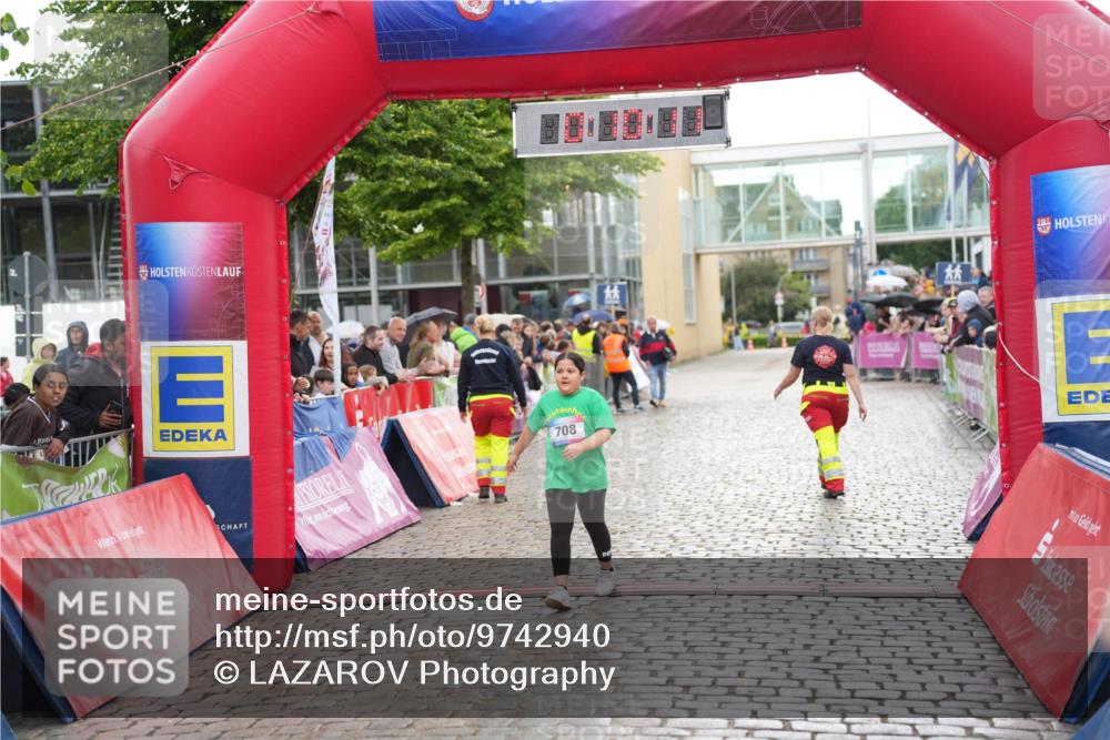 12.06.2026 - Holstenköstenlauf LAZAROV Photography http://msf.ph/oto/9742940 12.06.2026 16:40:13 Laufen 708, 708 meine-sportfotos.de