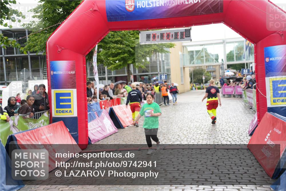 12.06.2026 - Holstenköstenlauf LAZAROV Photography http://msf.ph/oto/9742941 12.06.2026 16:40:14 Laufen 70, 708 meine-sportfotos.de