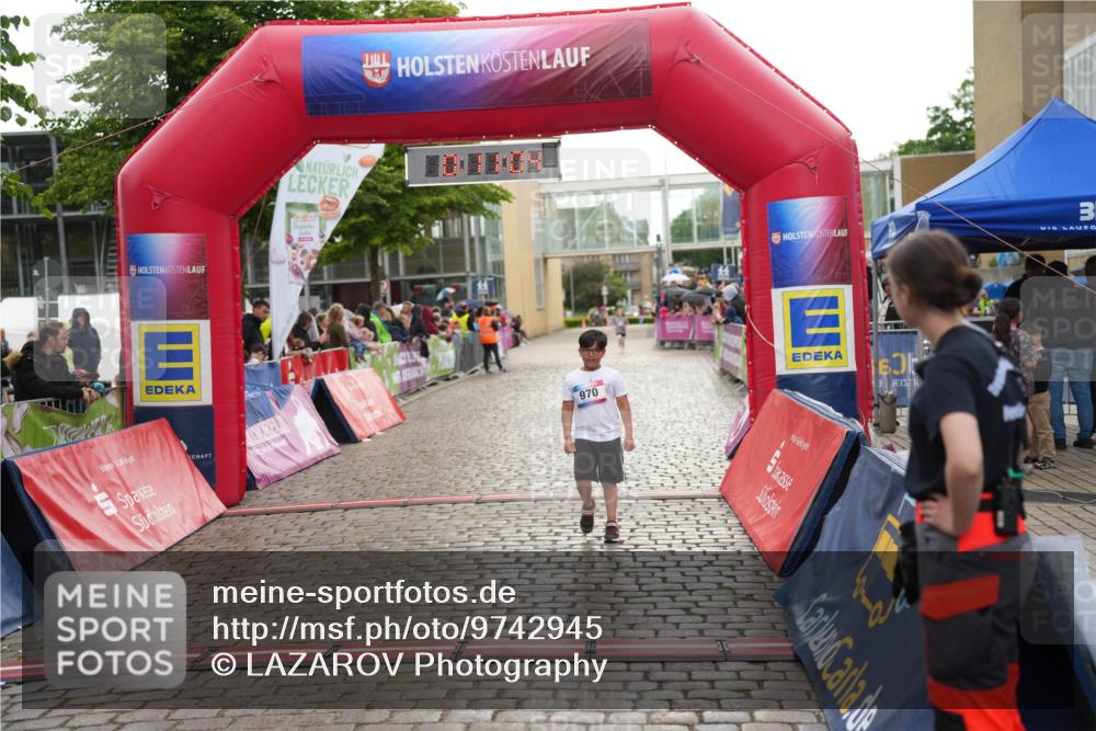 12.06.2026 - Holstenköstenlauf LAZAROV Photography http://msf.ph/oto/9742945 12.06.2026 16:41:06 Laufen 970, 160, 3, 3, 970 meine-sportfotos.de