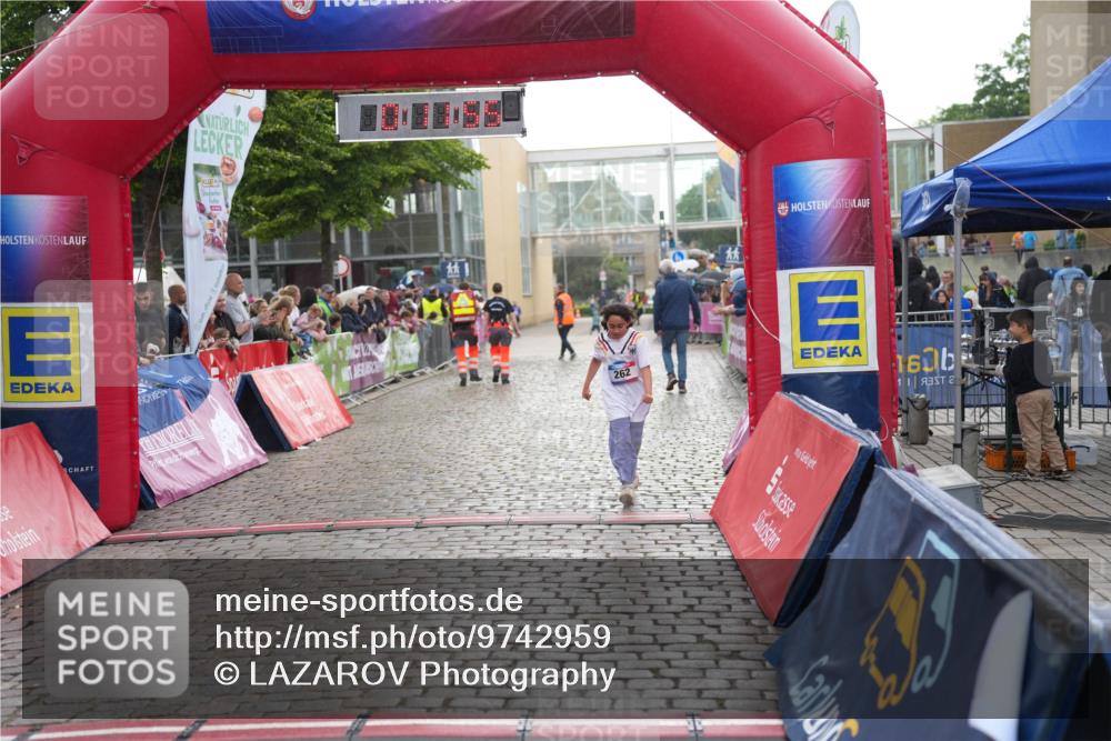 12.06.2026 - Holstenköstenlauf LAZAROV Photography http://msf.ph/oto/9742959 12.06.2026 16:41:57 Laufen 262, 160, 11, 2, 262 meine-sportfotos.de