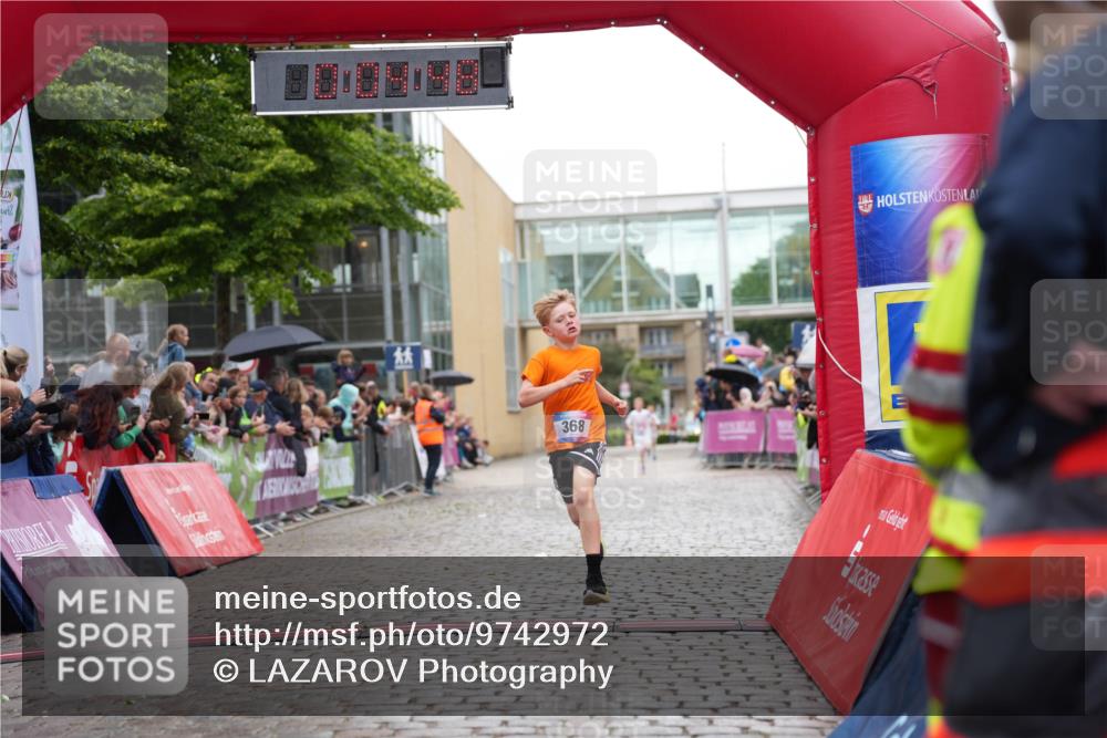12.06.2026 - Holstenköstenlauf LAZAROV Photography http://msf.ph/oto/9742972 12.06.2026 16:49:46 Laufen 2, 368, 368 meine-sportfotos.de