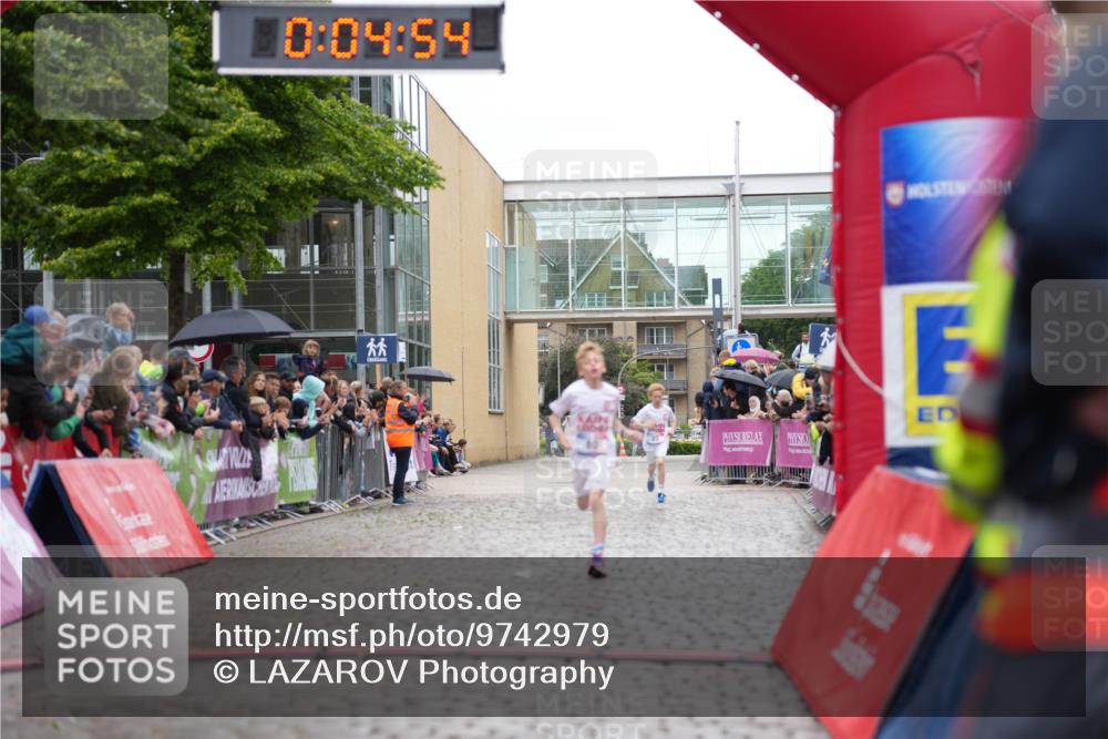12.06.2026 - Holstenköstenlauf LAZAROV Photography http://msf.ph/oto/9742979 12.06.2026 16:49:53 Laufen 0, 04, 54, 80, 83 meine-sportfotos.de