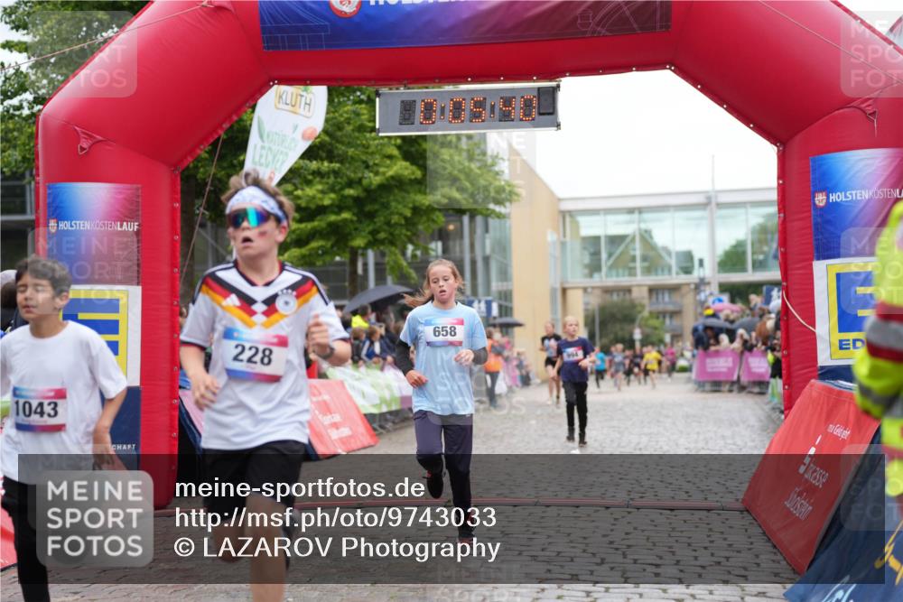 12.06.2026 - Holstenköstenlauf LAZAROV Photography http://msf.ph/oto/9743033 12.06.2026 16:50:39 Laufen 1043, 228, 658, 228, 658, 913, 994, 1043 meine-sportfotos.de