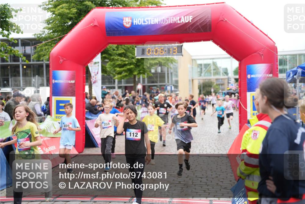 12.06.2026 - Holstenköstenlauf LAZAROV Photography http://msf.ph/oto/9743081 12.06.2026 16:51:11 Laufen 659, 759, 112, 512, 68, 227, 246, 369, 512, 659, 759, 909, 988, 1044, 1058, 1059, 1065, 1153, 1445 meine-sportfotos.de