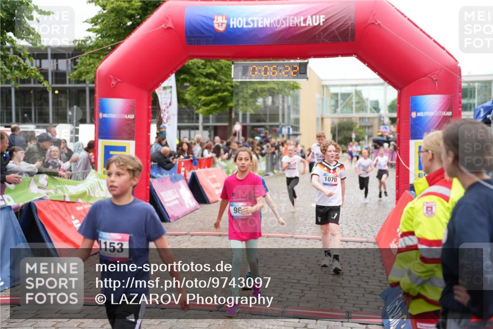 12.06.2026 - Holstenköstenlauf LAZAROV Photography http://msf.ph/oto/9743097 12.06.2026 16:51:21 Laufen 153, 98, 10, 06, 22, 1070, 666, 988, 993, 1042, 1045, 1070, 1272, 1273, 1455 meine-sportfotos.de