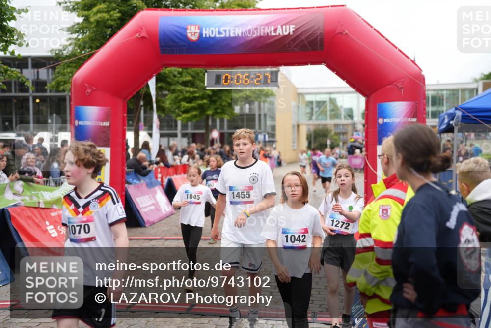 12.06.2026 - Holstenköstenlauf LAZAROV Photography http://msf.ph/oto/9743102 12.06.2026 16:51:25 Laufen 1070, 1045, 10, 06, 27, 1455, 1042, 1272, 10, 651, 907, 991, 993, 1042, 1045, 1272, 1273, 1455 meine-sportfotos.de