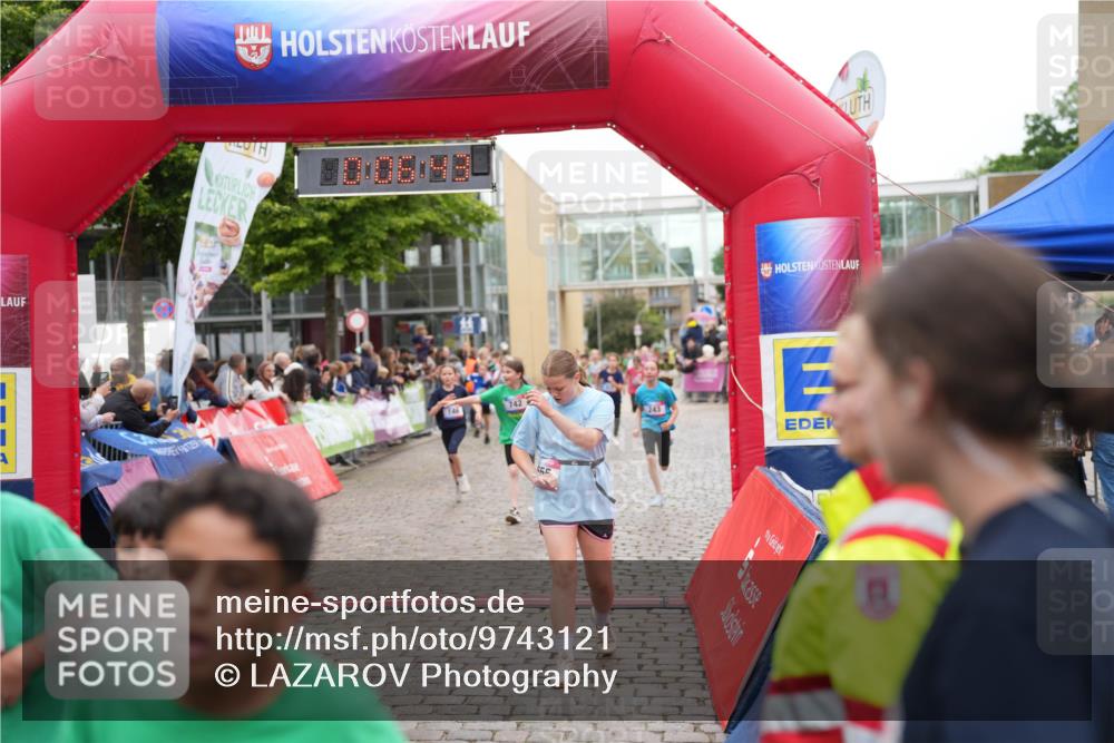 12.06.2026 - Holstenköstenlauf LAZAROV Photography http://msf.ph/oto/9743121 12.06.2026 16:51:41 Laufen 146, 742, 43, 124, 146, 243, 655, 742, 757, 917, 1041, 1269, 1277, 1512 meine-sportfotos.de