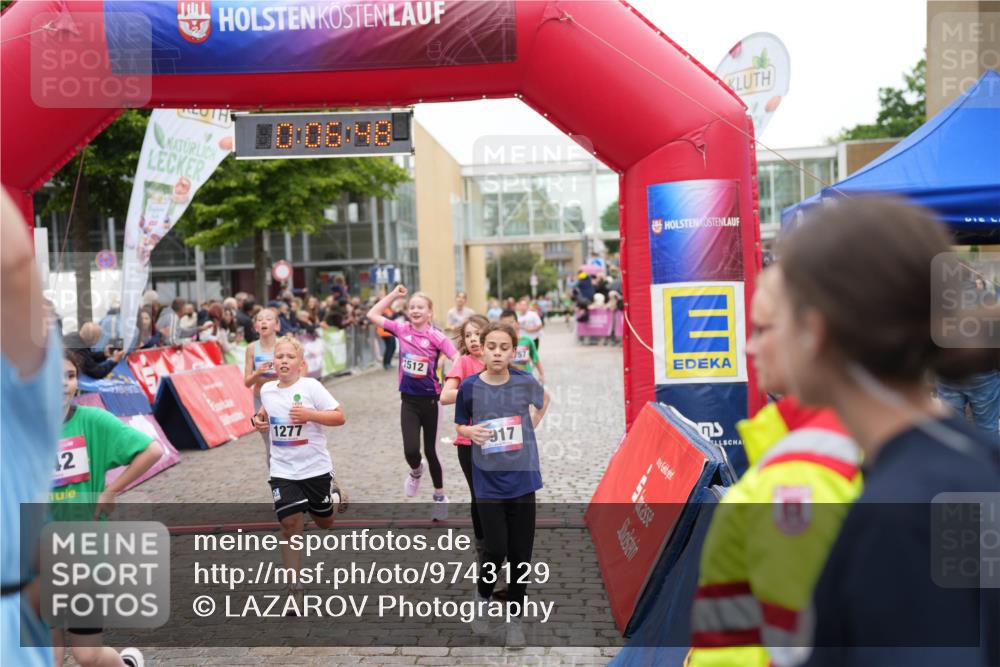 12.06.2026 - Holstenköstenlauf LAZAROV Photography http://msf.ph/oto/9743129 12.06.2026 16:51:46 Laufen 2, 1277, 1512, 917, 43, 118, 124, 146, 243, 521, 742, 757, 917, 989, 1041, 1075, 1269, 1277, 1512 meine-sportfotos.de