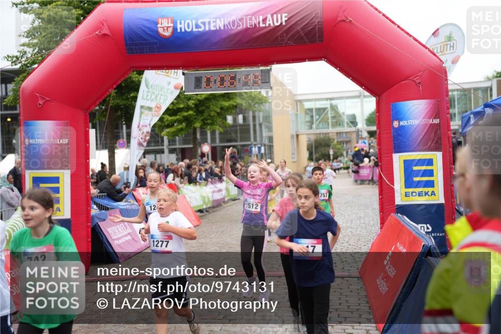 12.06.2026 - Holstenköstenlauf LAZAROV Photography http://msf.ph/oto/9743131 12.06.2026 16:51:47 Laufen 742, 12, 1277, 757, 1512, 7, 43, 118, 124, 521, 743, 757, 917, 989, 1041, 1075, 1269, 1277, 1512 meine-sportfotos.de