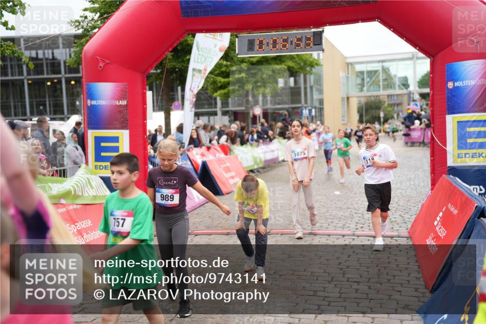 12.06.2026 - Holstenköstenlauf LAZAROV Photography http://msf.ph/oto/9743141 12.06.2026 16:51:51 Laufen 989, 757, 1075, 118, 62, 118, 133, 521, 657, 743, 757, 989, 1075 meine-sportfotos.de