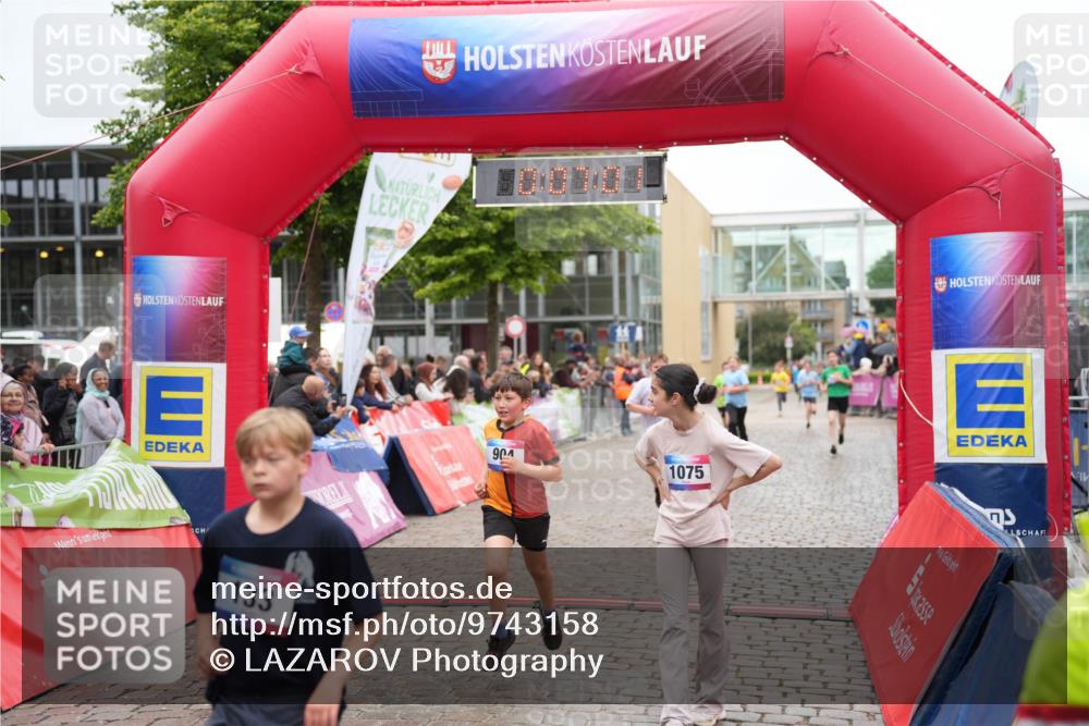 12.06.2026 - Holstenköstenlauf LAZAROV Photography http://msf.ph/oto/9743158 12.06.2026 16:52:00 Laufen 133, 901, 1075, 22, 62, 133, 650, 741, 904, 906, 992, 1150, 1423 meine-sportfotos.de