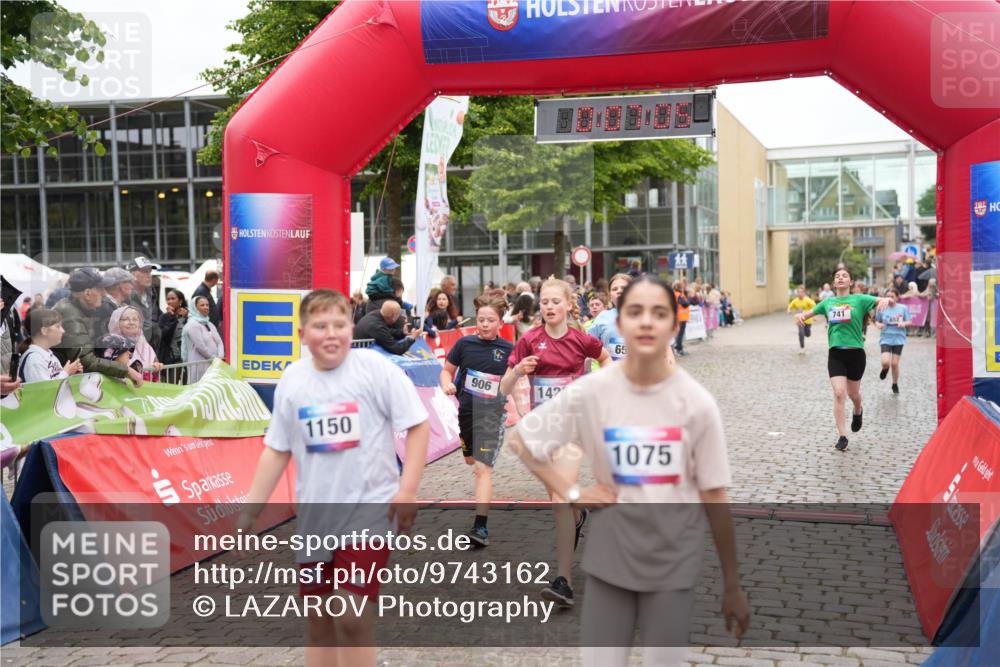 12.06.2026 - Holstenköstenlauf LAZAROV Photography http://msf.ph/oto/9743162 12.06.2026 16:52:03 Laufen 1150, 906, 142, 65, 1075, 741, 652, 22, 233, 518, 650, 652, 741, 904, 906, 992, 1150, 1423 meine-sportfotos.de
