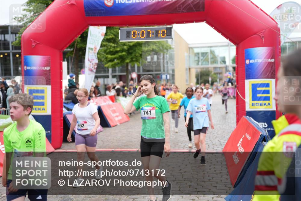 12.06.2026 - Holstenköstenlauf LAZAROV Photography http://msf.ph/oto/9743172 12.06.2026 16:52:09 Laufen 22, 10, 07, 10, 992, 741, 652, 132, 233, 518, 652, 983, 992, 1152 meine-sportfotos.de