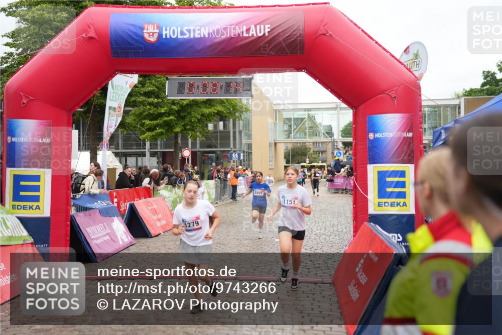 12.06.2026 - Holstenköstenlauf LAZAROV Photography http://msf.ph/oto/9743266 12.06.2026 16:53:12 Laufen 1279, 1072, 1151, 1072, 1151, 1279 meine-sportfotos.de