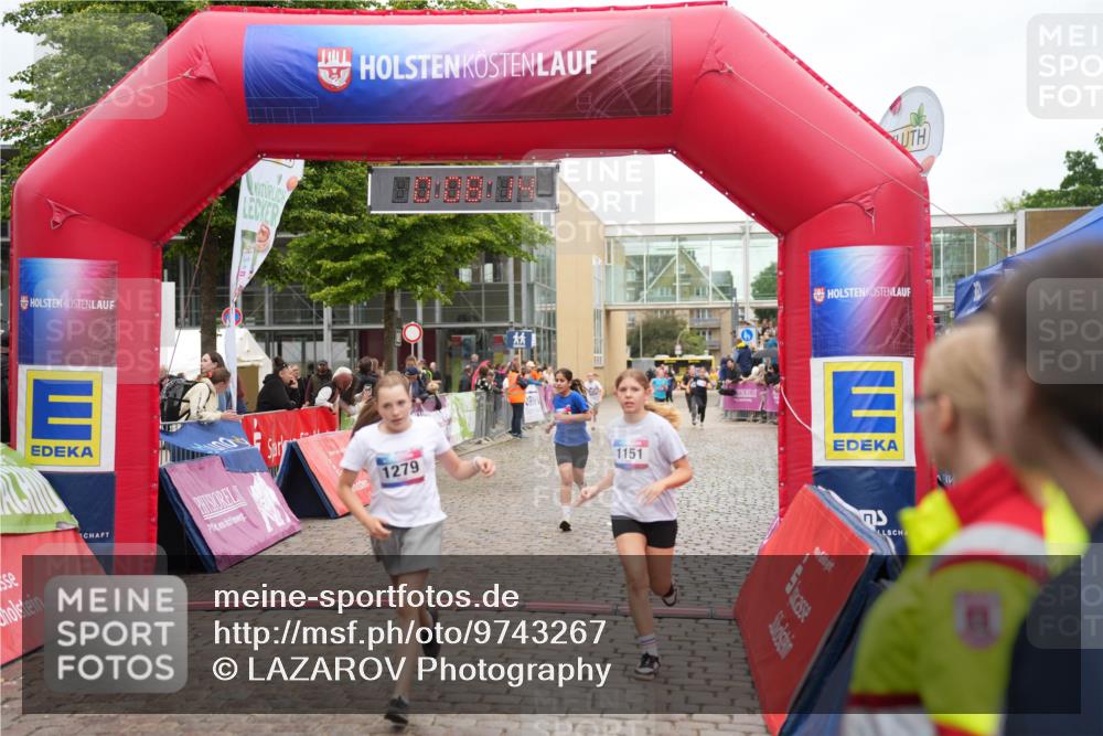 12.06.2026 - Holstenköstenlauf LAZAROV Photography http://msf.ph/oto/9743267 12.06.2026 16:53:13 Laufen 1279, 1151, 242, 1072, 1151, 1279 meine-sportfotos.de